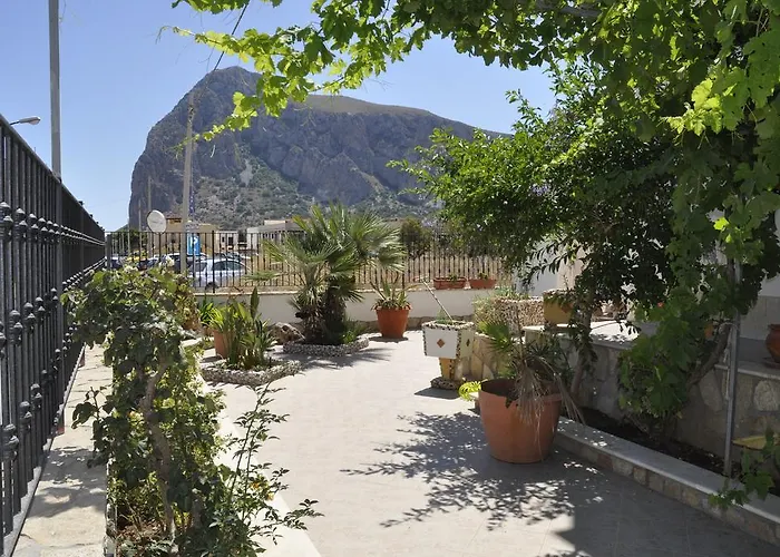 El Nur 住宿加早餐酒店