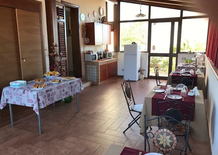 住宿加早餐酒店 El Nur 圣维托罗卡波